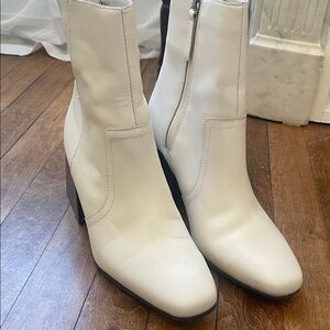 Blondo Salome White Ankle Boots